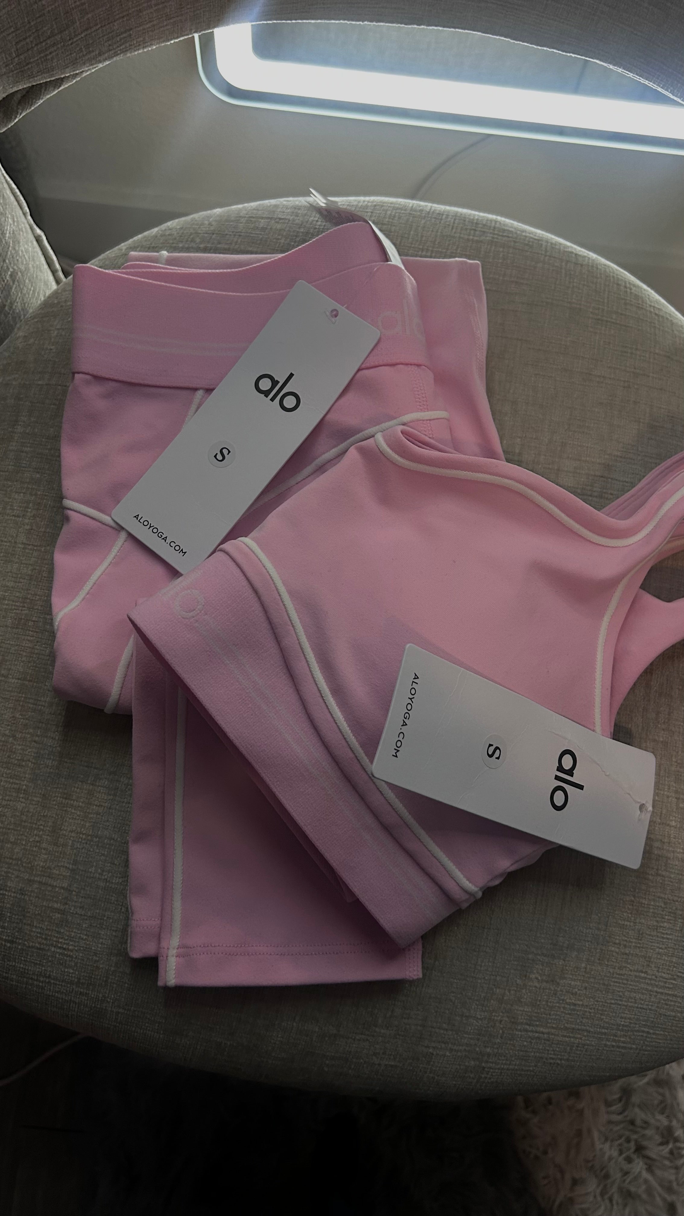 Alo Pink Piped Sports Bra & Legging Set